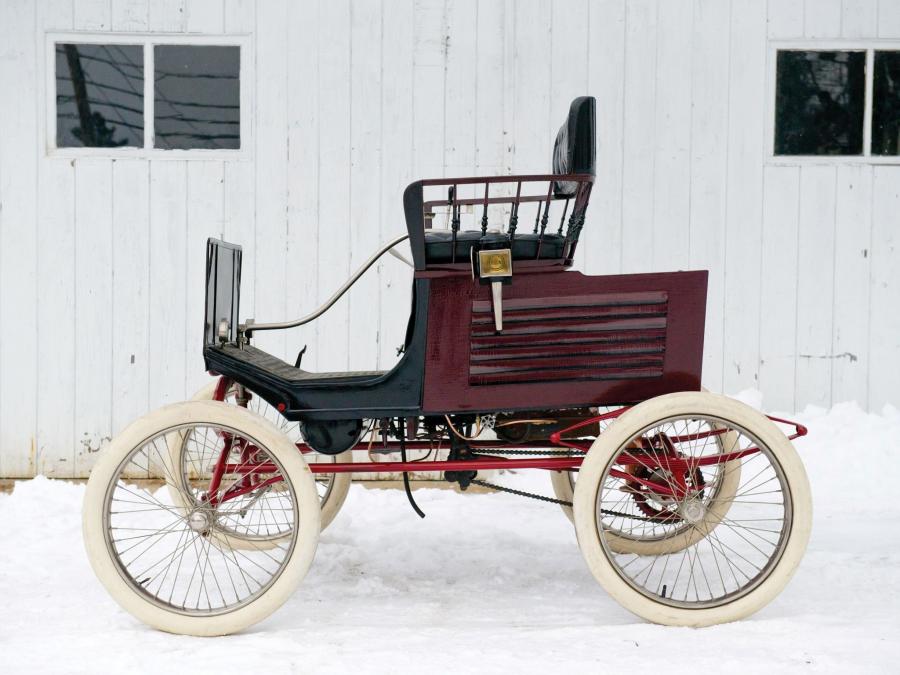  Locomobile Runabout 1899 года  (фото 4 из 6)